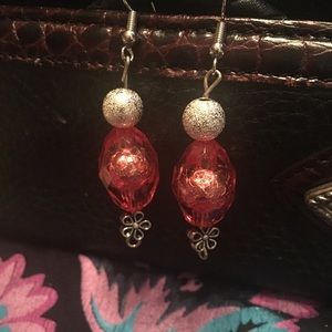 🆕Coral color beaded dangle earring NWT